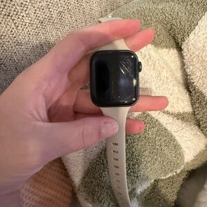 Apple Watch Series 6 with GPS/Cellular